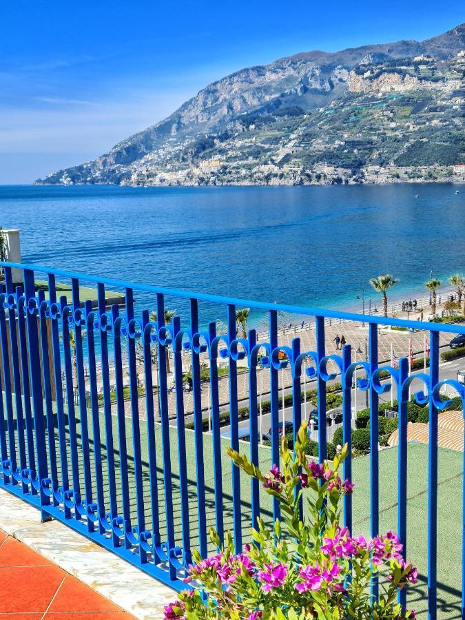 Apartmán A Terrace On The Sea Maiori Exteriér fotografie